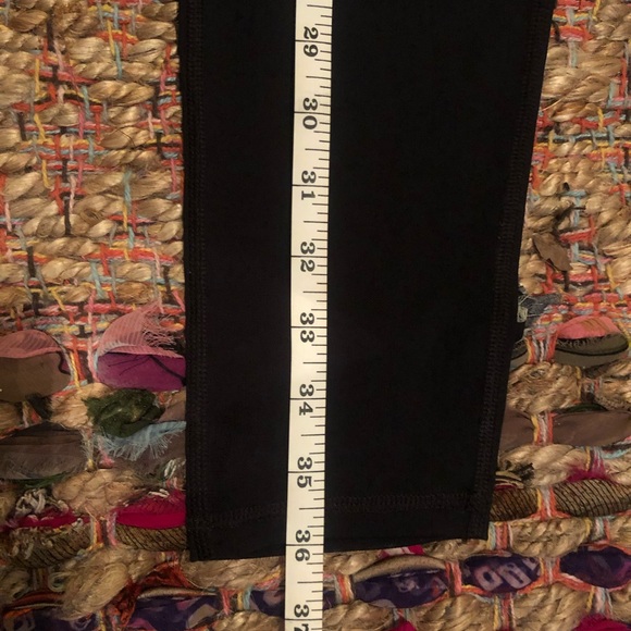 Mid-rise Mesh Fabletics Leggings - Picture 4 of 7